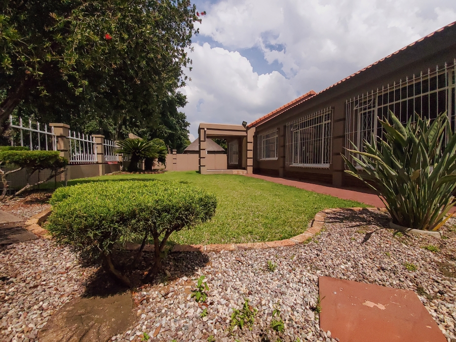 3 Bedroom Property for Sale in Vaalpark Free State